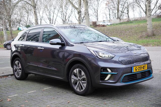 KIA e-Niro ExecutiveLine 64 kWh / 3 fase / BTW / Leer / Stoelkoeling / Verwarming /