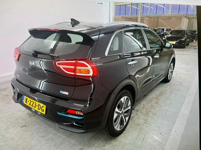 KIA e-Niro DynamicLine 64 kWh CAMERA / STOEL&STUUR VERW. / ADDAPT.CRUISE /