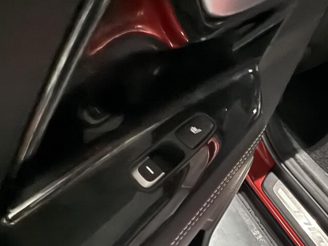 KIA e-Niro ExecutiveLine 64 kWh 1e eigenaar, slechts 47012 km! Full option SOH beschikbaar zeer nette auto