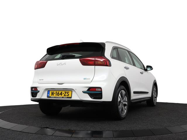 KIA e-Niro DynamicLine 64 kWh - Automaat - Navigatie - Adaptief Cruise Control - Climate Control - Apple/Android Carplay Fabrieksgarantie Tot 01-2029