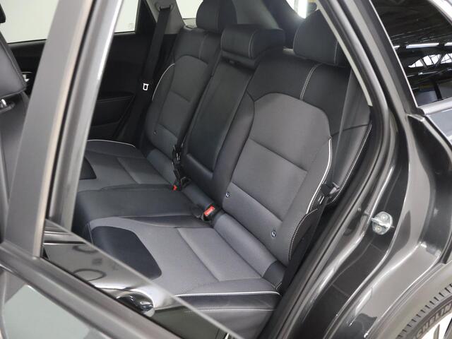 KIA e-Niro DynamicPlusLine 64 kWh | Panoramadak | Stoel/Stuurwielverwarming | Adaptieve Cruise Control | Keyless Go | LED Koplampen |