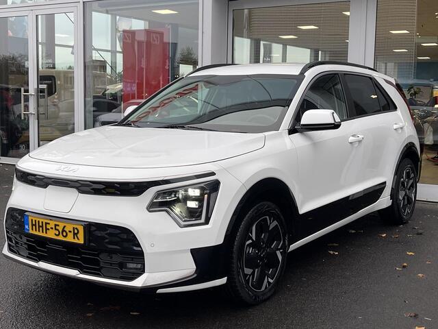 KIA e-Niro EV Edition Advanced 64.8 kWh Dodehoeksensoren | Stoelverwarming | Stuurverwarming | Navigatie | Apple Carplay & Android Auto enz.