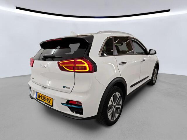 KIA e-Niro DynamicLine 64 kWh Warmtepomp Camera