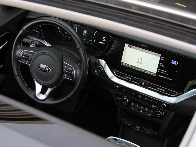 KIA e-Niro 64kWh/ 3-FASE/ SCHUIFDAK/ DYNAMICPLUSLINE/ SOH 100%
