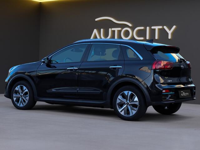 KIA e-Niro DynamicLine 64 kWh 100% SOH l 3 FASE l Camera l Adaptive l Warmt