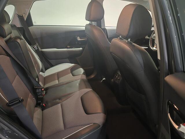 KIA e-Niro DynamicLine 64 kWh SOH 94,7% | Navigatie | Achteruitrij camera