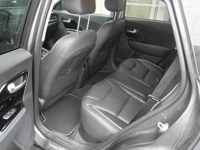 KIA e-Niro ExecutiveLine 64 kWh | Cruise | Clima | Camera | Carplay | Navi | Keyless | Stoelverwarming-verkoeling |