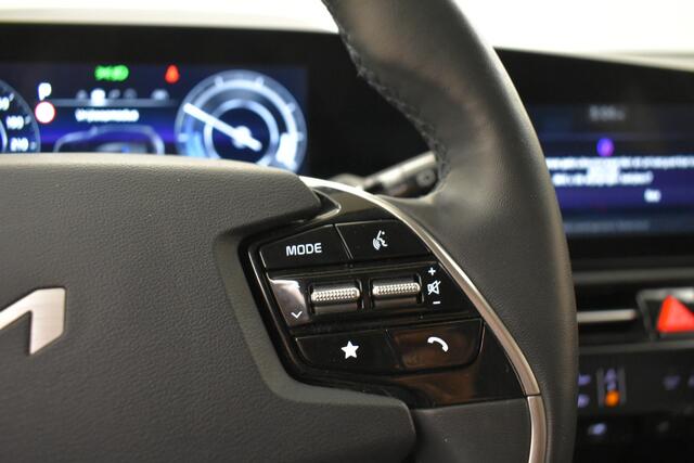 KIA e-Niro EV Dynamic Plus 64.8 kWh 3-Fase Laden Camera Half Leder Winterpack