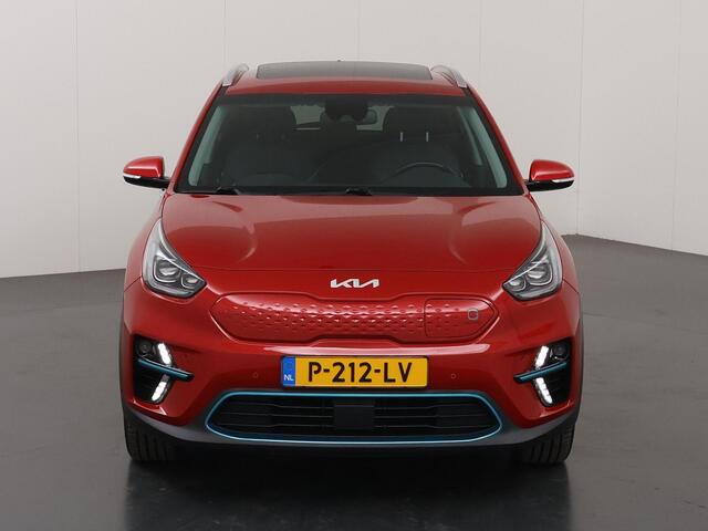 KIA e-Niro DynamicPlusLine 64 kWh | Panoramadak | Stoel/Stuurwielverwarming | Adaptieve Cruise Control | Keyless Go | LED Koplampen |