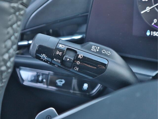 KIA e-Niro EV ExecutiveLine 64.8 kWh | Navigatie | Camera | Stoel/Stuurverwarming | All-Season banden | Tot 10Jr.Kia Garantie |