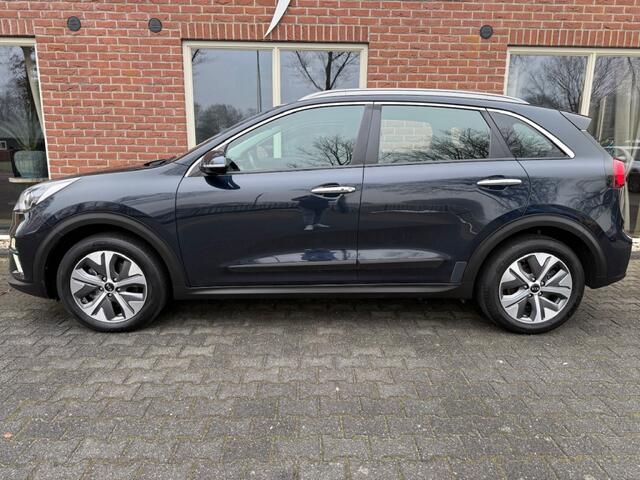 KIA e-Niro DynamicLine 64 kWh FASE 3 / SOH 100% / CAMERA / LED / NAVI / CLI