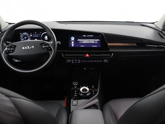 KIA e-Niro EV DynamicPlusLine 64.8 kWh | Panoramadak | Stoel/Stuurwielverwarming | Head-Up Display | Dodehoek Detectie |