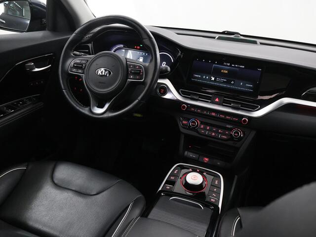 KIA e-Niro DynamicPlusLine 64 kWh | SOH 97% | Panoramadak | Stoel/Stuurwielverwarming | JBL | Adaptieve Cruise Control | Keyless Go | LED Koplampen |