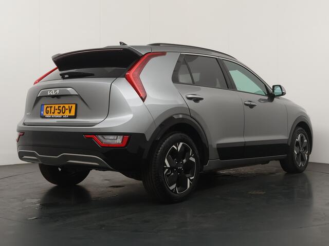 KIA e-Niro EV DynamicPlusLine 64.8 kWh - SOH 98,8% - Schuif-/kanteldak - Stoel-/stuurverwarming - Apple CarPlay/Android Auto - Fabrieksgarantie tot 11-2031