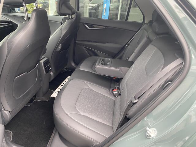 KIA e-Niro EV ExecutiveLine 64.8 kWh Leer Schuifdak Trekhaak