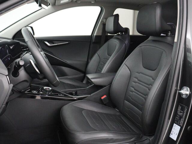 KIA e-Niro EV DynamicPlusLine 64.8 kWh | SOH 100% | Schuifdak | Leder | Stoelverwarming | Adaptive cruise | Camera | Carplay | Dodehoek detectie | Naviagtie | Harman/Kardon