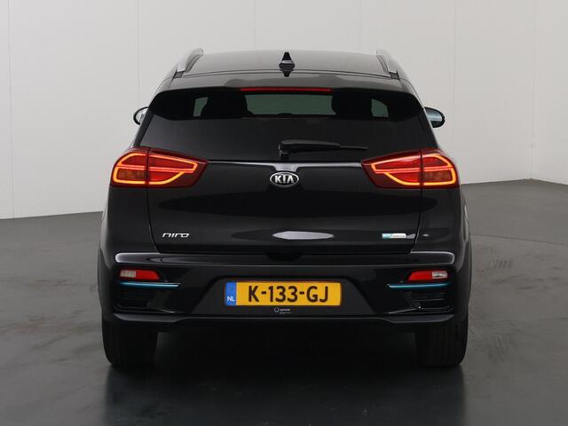 KIA e-Niro ExecutiveLine 64 kWh | Lederen Bekleding | JBL Audio | Dodehoekdetectie | Stoel/Stuurwielverwarming | Stoelventilatie | Elektrisch bedienbare bestuurdersstoel met geheugenfunctie