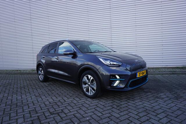 KIA e-Niro ExecutiveLine 64 kWh Climate / Navi / Cruise / Leder / Stoelverw. + koeling / DAB / SOH 94% / NAP