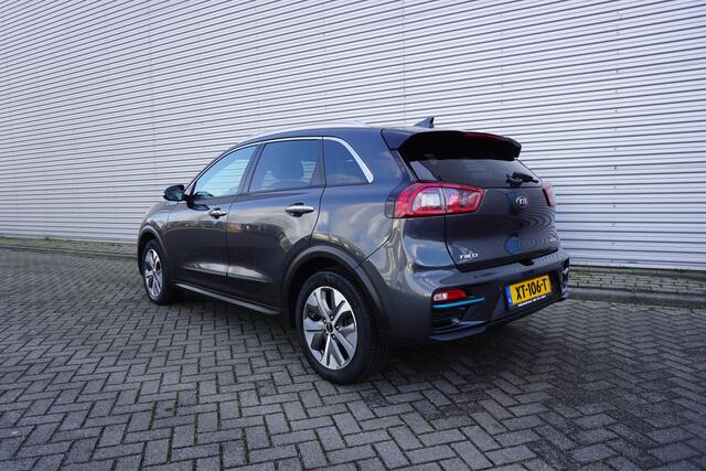 KIA e-Niro ExecutiveLine 64 kWh Climate / Navi / Cruise / Leder / Stoelverw. + koeling / DAB / SOH 94% / NAP