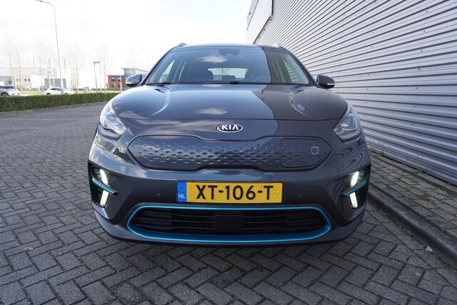 KIA e-Niro ExecutiveLine 64 kWh Climate / Navi / Cruise / Leder / Stoelverw. + koeling / DAB / SOH 94% / NAP