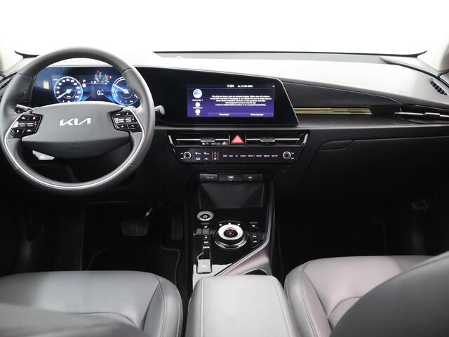 KIA e-Niro EV Light Advanced 64.8 kWh | Stoel / Stuurwielverwarming | Navigatie | Parkeercamera | Cruise Control Adaptief |