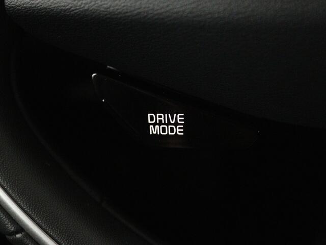 KIA e-Niro EV DynamicLine 64.8 kWh | SOH 99,5% | Apple Carplay/Android Auto | Achteruitrij camera | Sfeerverlichting | Nederlandse Auto | NAP |