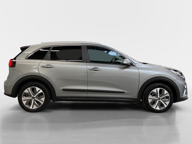 KIA e-Niro DynamicPlusLine 64 kWh I 3-Fase I Schuifdak I Half-Leder I Stoelverwarming