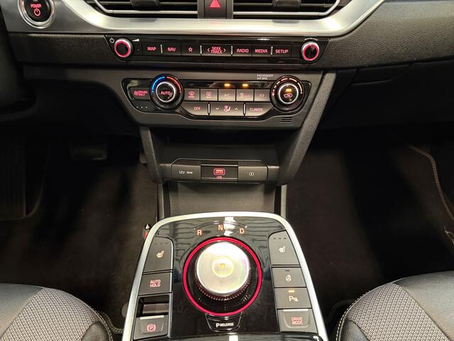 KIA e-Niro DynamicPlusLine 64 kWh I 3-Fase I Schuifdak I Half-Leder I Stoelverwarming