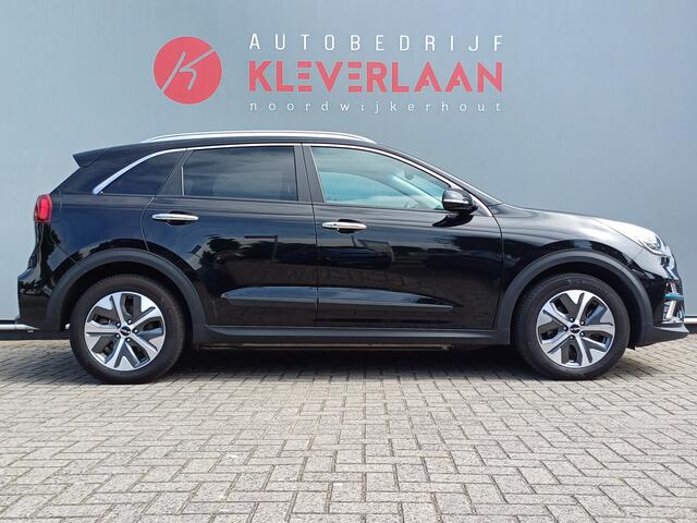 KIA e-Niro DynamicPlusLine 64 kWh | GROOT ACCUPAKKET 514KM | 3 FASE | SCHUIF/ KANTEL DAK | APPLE CARPLAY/ ANDROID AUTO | FABRIEKSGARANTIE | Wij bieden ook financiering mogelijkheden aan.