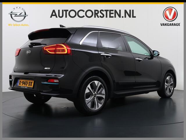 KIA e-Niro ExecutiveLine 64kWh 3-Fase SOH 100% Schuif-Kanteldak Leder Warmtepomp Elek.Stoel+Memory JBL®-Audio Pdc Navi Ecc Camera Apple Carplay Android Auto Stoelverwarming+Koeling Stuurverwarming Lmv Privacy Glas DAB Vess Lane Assist Blind Spot 1E Eigenaar Dealeron