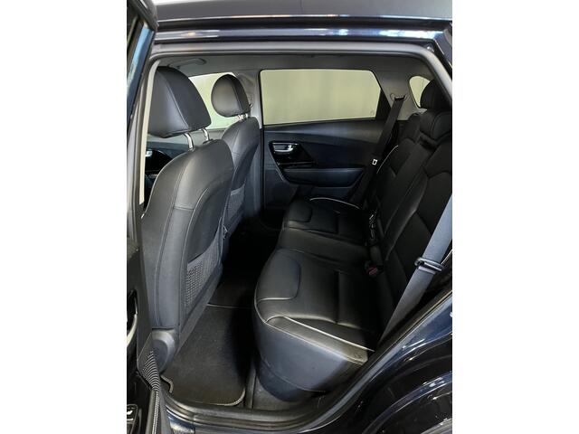 KIA e-Niro ExecutiveLine 64 kWh ECC/CAMERA/100% SOH/3 FASE/APPLE