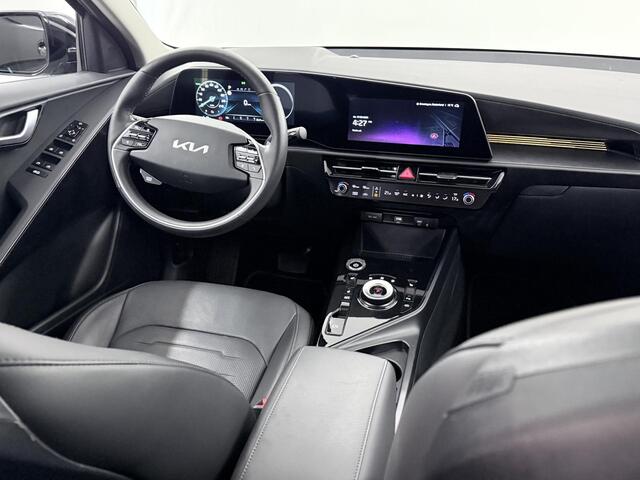 KIA e-Niro EV Plus 64.8 kWh | Schuif / Kanteldak | Stoel/Stuurwielverwarming | Elektr. Achterklep | Led Koplampen | Sfeerverlichting |