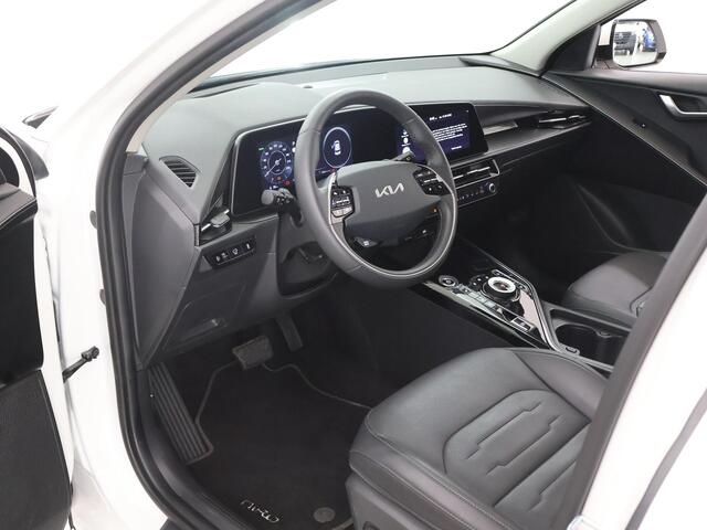 KIA e-Niro EV Plus 64.8 kWh | Schuif / Kanteldak | Stoel/Stuurwielverwarming | Elektr. Achterklep | Led Koplampen | Sfeerverlichting |