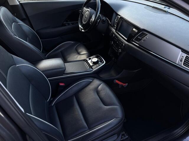 KIA e-Niro ExecutiveLine 64 kWh | Leder | Stoelventilatie