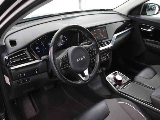 KIA e-Niro DynamicPlusLine 64 kWh | Panoramadak | Stoel/Stuurwielverwarming | Adaptieve Cruise Control | Keyless Go | LED Koplampen |