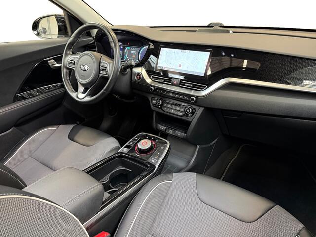 KIA e-Niro DynamicPlusLine 64 kWh I Schuifdak I Half-Leder I Stoelverwarming