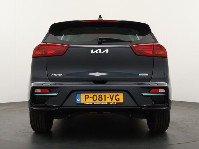 KIA e-Niro DynamicLine 64 kWh - SOH 93,5% Automaat - Navigatie - Adaptief Cruise Control - Climate Control - Apple/Android Carplay Fabrieksgarantie Tot 2029