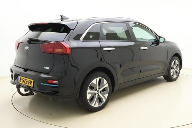 KIA e-Niro ExecutiveLine 64 kWh 204pk | Full Options | Lederen Bekleding | Trekhaak | Navigatie | Panoramadak | Stoelverwarming - verkoeling | 1e Eigenaar | Camera