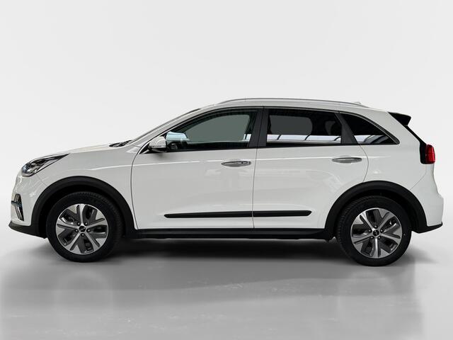KIA e-Niro ExecutiveLine 64 kWh I SOH 100% I Leder I Schuifdak I Adaptive Cruise