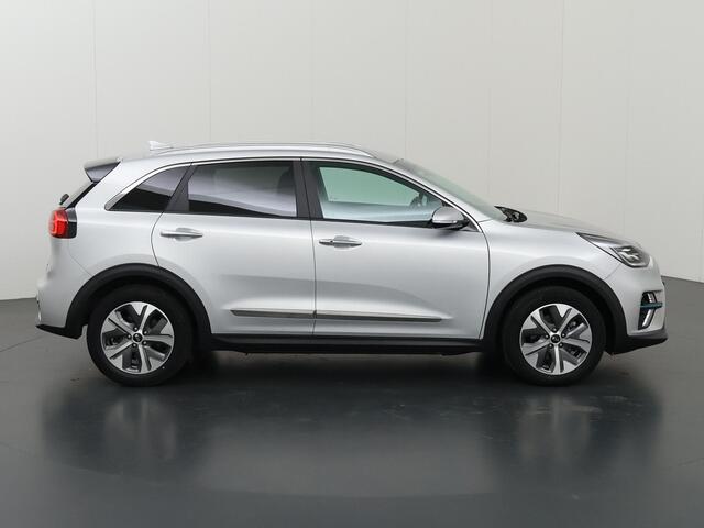 KIA e-Niro DynamicLine 64 kWh | Trekhaak | 3-Fase | Warmtepomp | Navigatie | Cruise Control Adaptief | Parkeercamera |