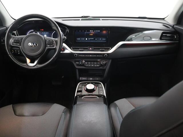 KIA e-Niro DynamicLine 64 kWh | Trekhaak | 3-Fase | Warmtepomp | Navigatie | Cruise Control Adaptief | Parkeercamera |