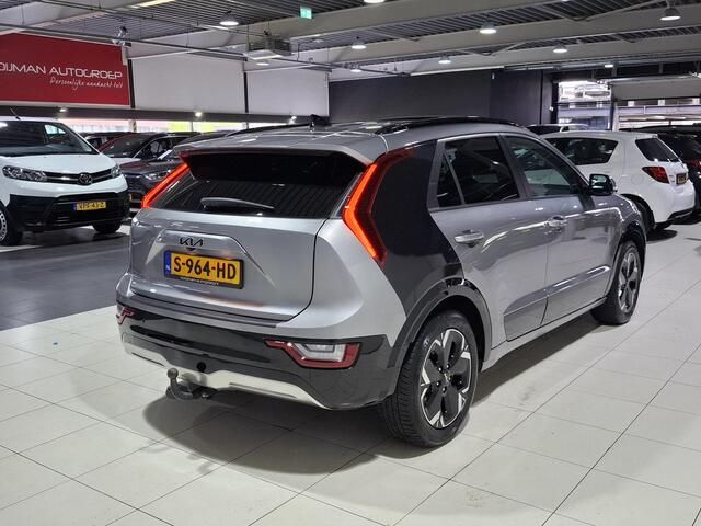 KIA e-Niro EV DynamicPlusLine 64.8 kWh Trekhaak, Stoel en Stuur verwarming, Schuif kantel dak, Dashcam. Klasse 3 alarm