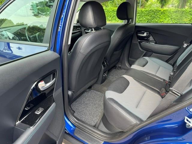 KIA e-Niro DYNAMIC PLUSLINE 64KWH/3 FASE LADEN SOH100%/ACARPLAY/HLEER/FABRIEKSGARANTIE