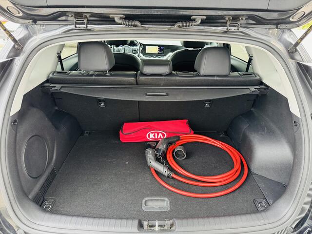 KIA e-Niro ExecutiveLine 64 kWh Sunroof | Stoelverw + Koeling | JBL