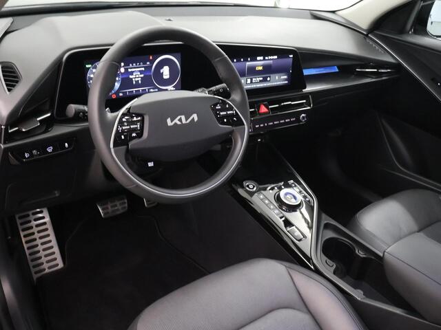 KIA e-Niro EV Plus Advanced 64.8 kWh | Panoramaschuifdak | Harman Kardon | Head-up display | Stoelventilatie vóór | LED-koplampen | Dodehoekassistentie |