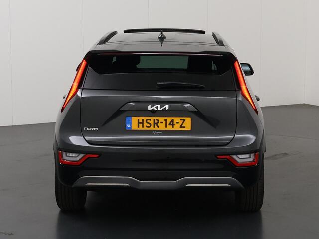 KIA e-Niro EV Plus Advanced 64.8 kWh | Panoramaschuifdak | Harman Kardon | Head-up display | Stoelventilatie vóór | LED-koplampen | Dodehoekassistentie |