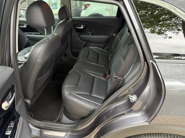KIA e-Niro ExecutiveLine 64 kWh - Leer | Carplay | Stoelventilatie |