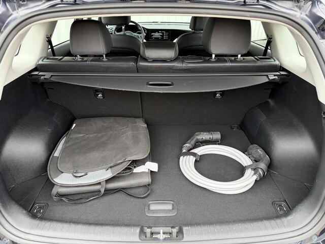 KIA e-Niro DynamicLine 64 kWh | 97,1% SOH | Trekhaak | LED | Keyless | Navigatie | Warmtepomp | Climate Control | Cruise Control | Apple Carplay/Android Auto