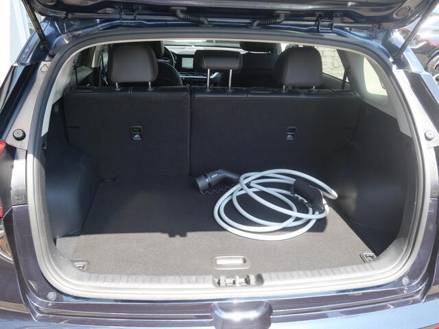 KIA e-Niro DynamicPlusLine 64 kWh | SOH 95,6 | Schuif/kanteldak | stoel/stuurverwarming |