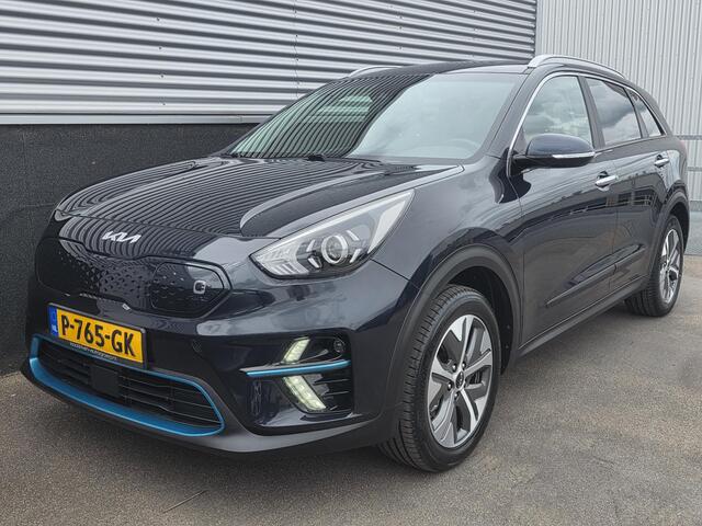 KIA e-Niro Edition 64 kWh Nieuew geleverd, 1e eign. BTW-auto, Stoel- & Stuurwiel verwarmd, Privacy glass, Adaptieve cruise control